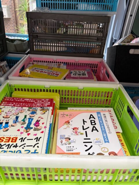 所沢市で買取した料理本約200冊と児童書・実用書