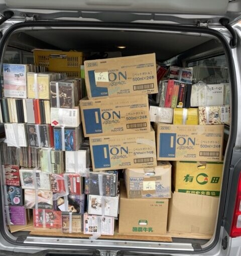 昭島市の出張買取でビジネス書や趣味の本を満載したハイエース