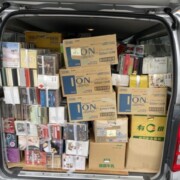 昭島市の出張買取でビジネス書や趣味の本を満載したハイエース